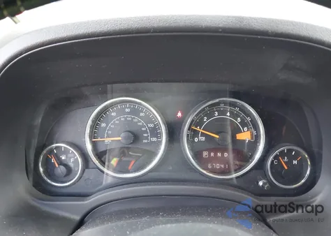 2016 Jeep Compass High Altitude Edition z USA, uszkodzony, nr VIN 1C4NJDEB6GD784109